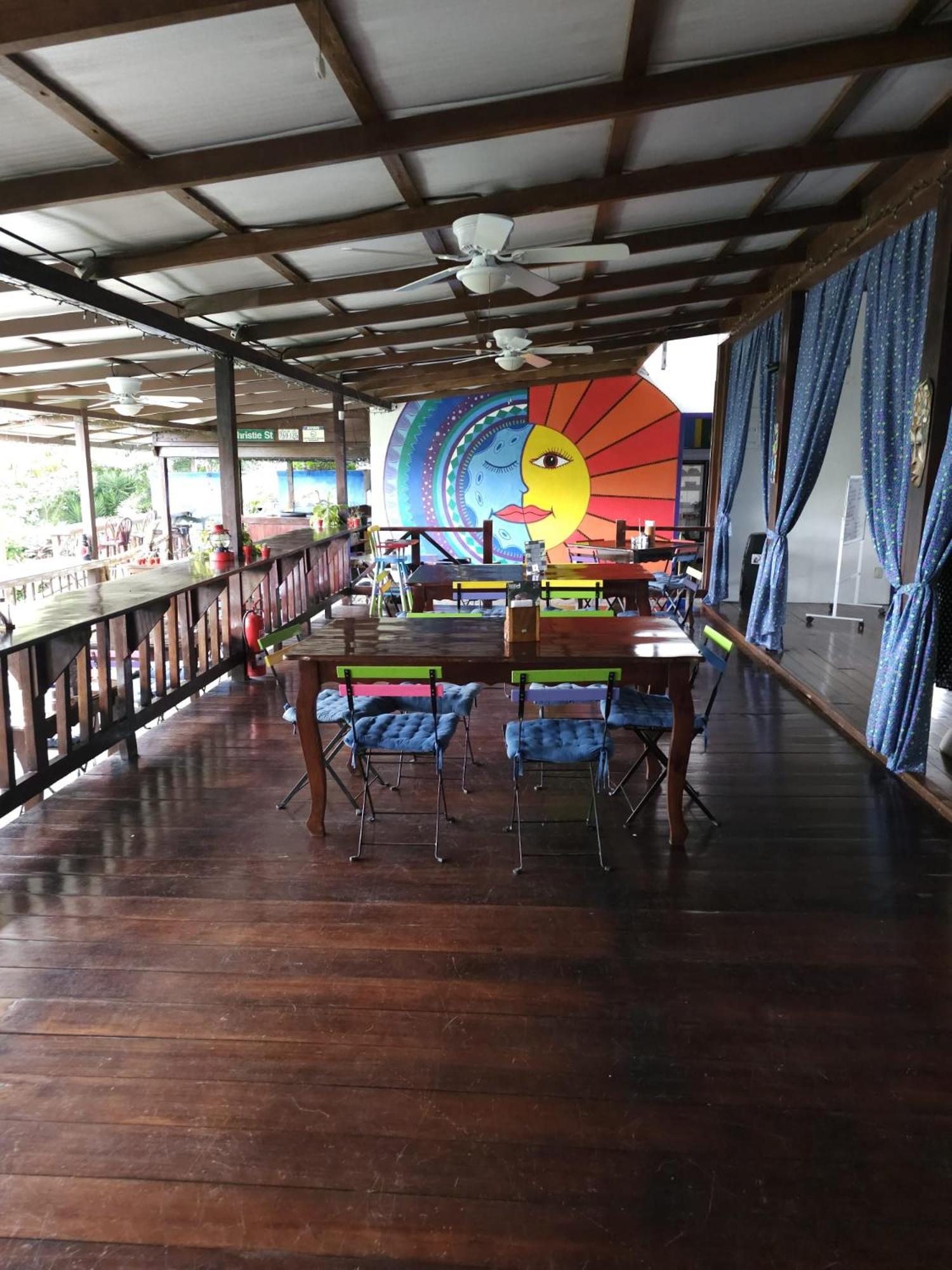 נובו ארנל Toucan Lane Hotel And Restaurant מראה חיצוני תמונה